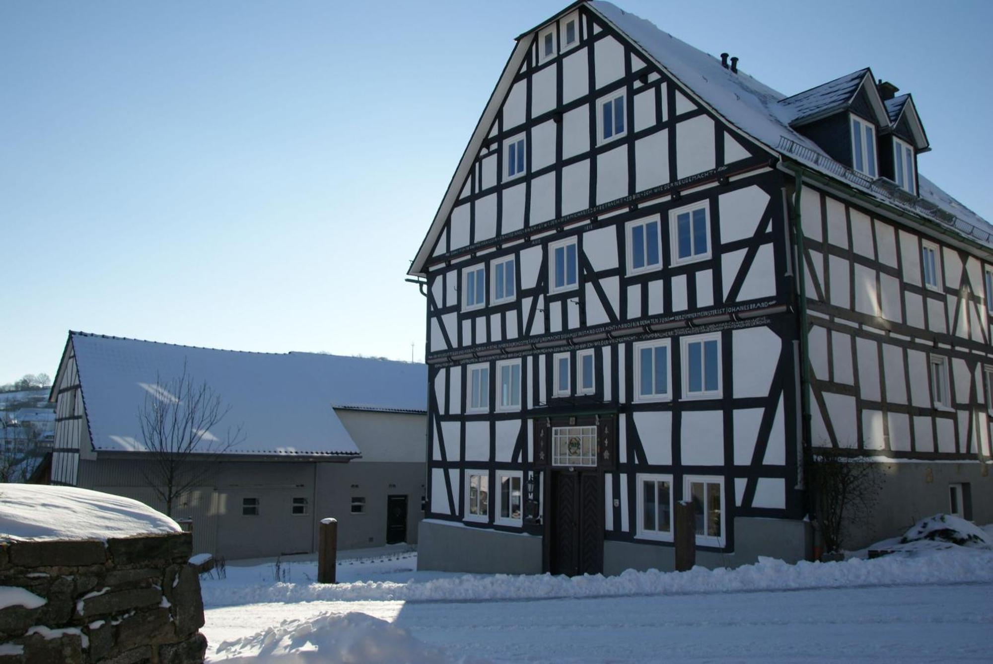 Hof Hallenberg Exterior photo