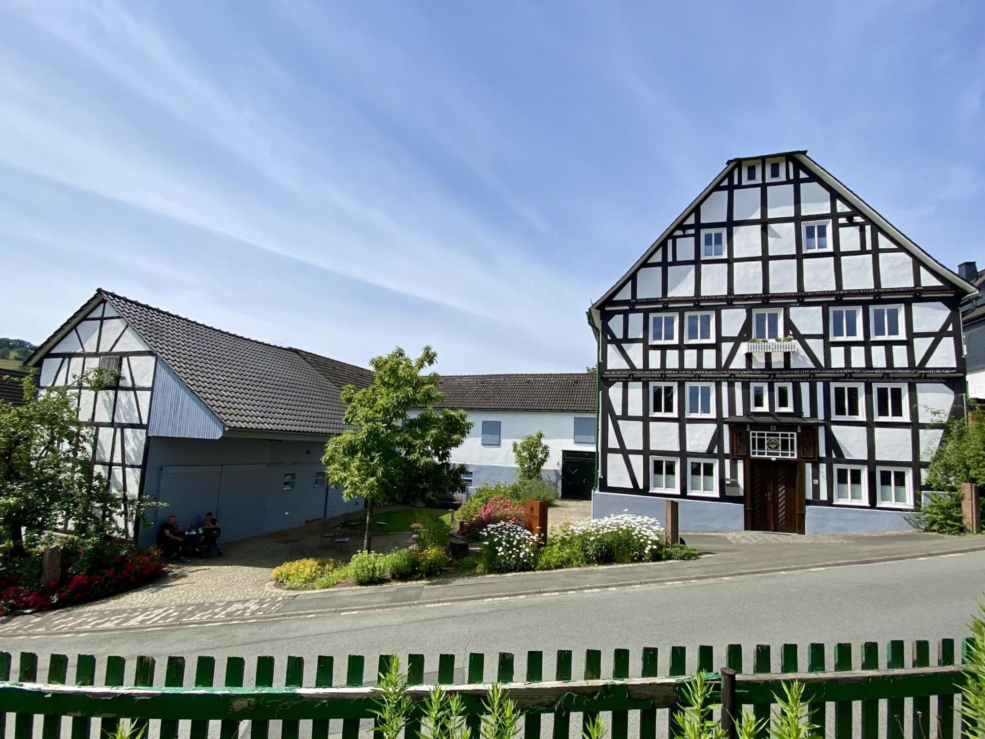 Hof Hallenberg Exterior photo